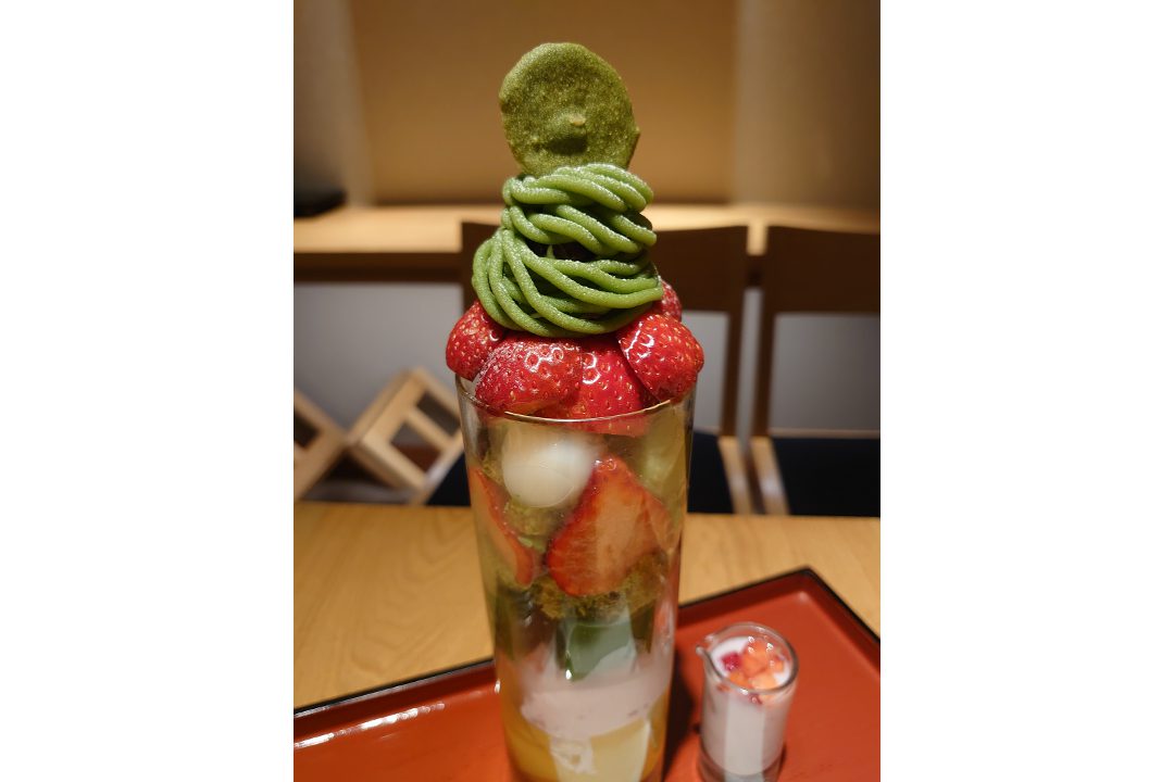 新春に商売繁盛のご利益を願う「 ゑびす神 」を祀る京の二大神社めぐり。大人気!「 祇園小石 」らくたびスペシャル“ 寿ぎの甘味 ”を味わう♪