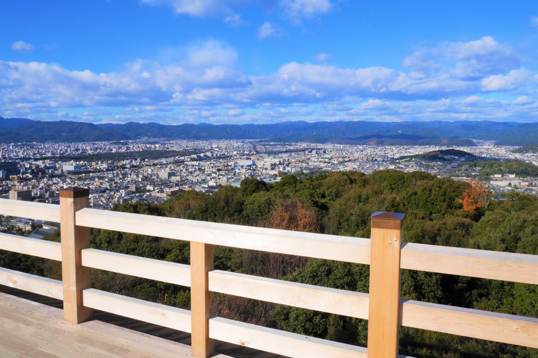 第3回 東山三十六峰 京都の町を眼下に望む 紅葉に彩られる青龍殿へ