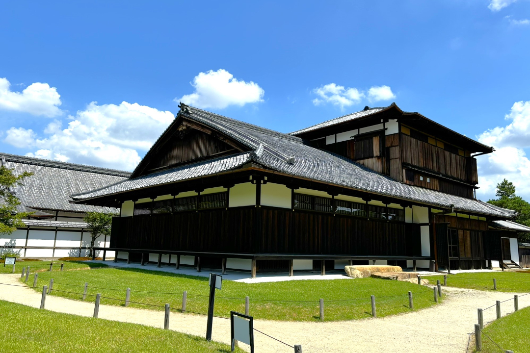 早春の二条城! 18年ぶりに一般公開が始まった ≪ 本丸御殿 ≫ 観覧と 清流園を眺めながら優雅に味わう ≪ 香雲亭 ≫ 特別ランチ♪