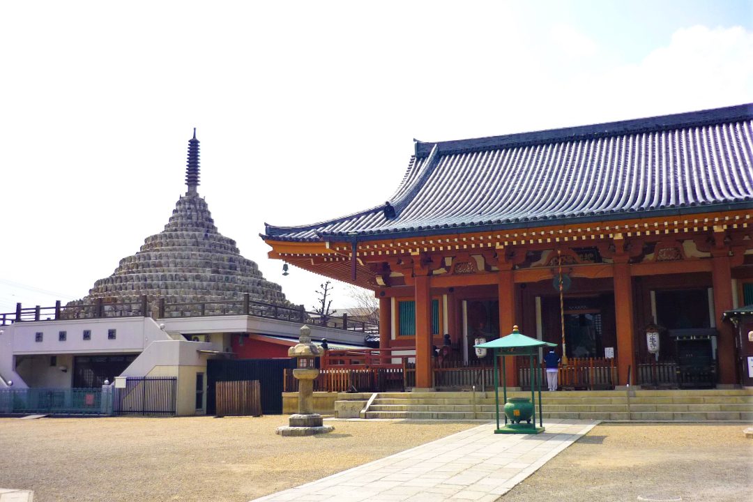 新選組ゆかり 壬生寺 特別拝観 と 壬生塚 隊士墓まいり 動乱の幕末の歴史を探る 武信稲荷神社 六角獄舎跡 めぐり オウンドメディア