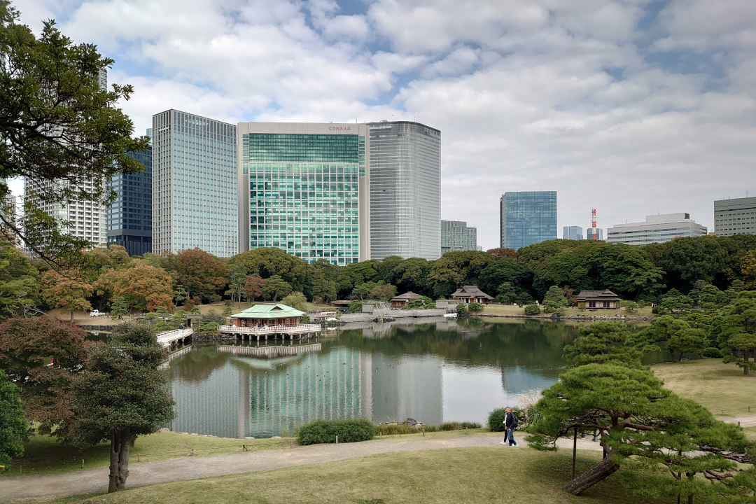特別史跡・特別名勝の浜離宮恩賜庭園を徹底解説!活気ある築地市場、 築地本願寺を巡り、歌舞伎座、朝日稲荷を経て最後は銀座発祥の地へ