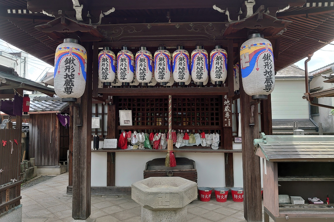 京の冬の旅・初公開【 – 地蔵院 – 椿寺 】五劫思惟阿弥陀如来像の拝観と 【 大将軍八神社・方徳殿 】特別参拝 &【 平野神社 】“ 魁桜 ”お花見