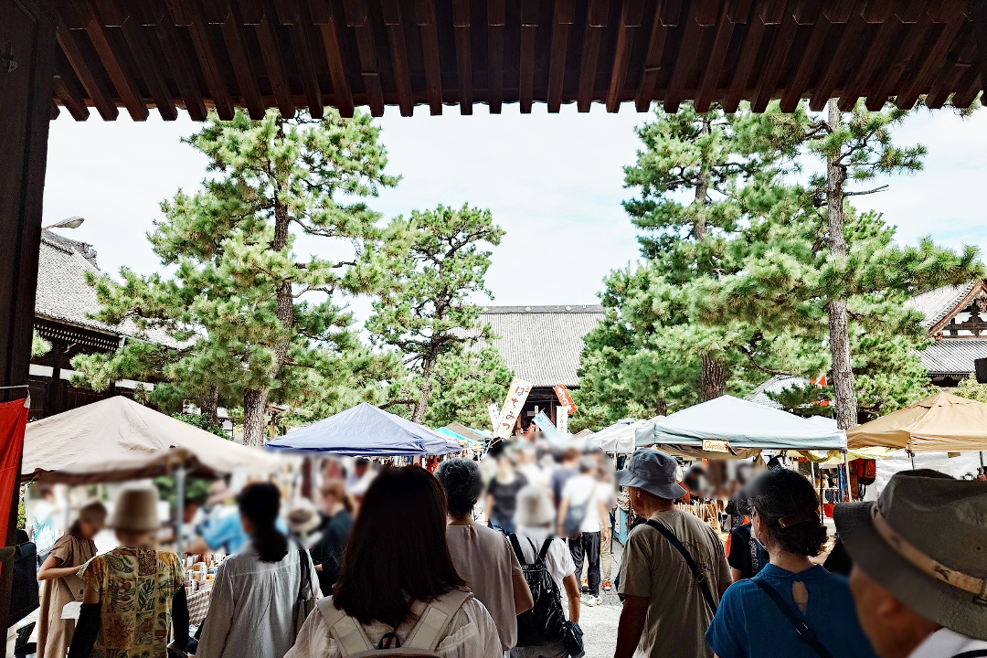 約400の出店が揃う大人気!「 百萬遍さんの手づくり市 」お買い物と女人を救う阿弥陀如来像を祀る「 真如堂 」可憐に咲く♪ あじさい観賞
