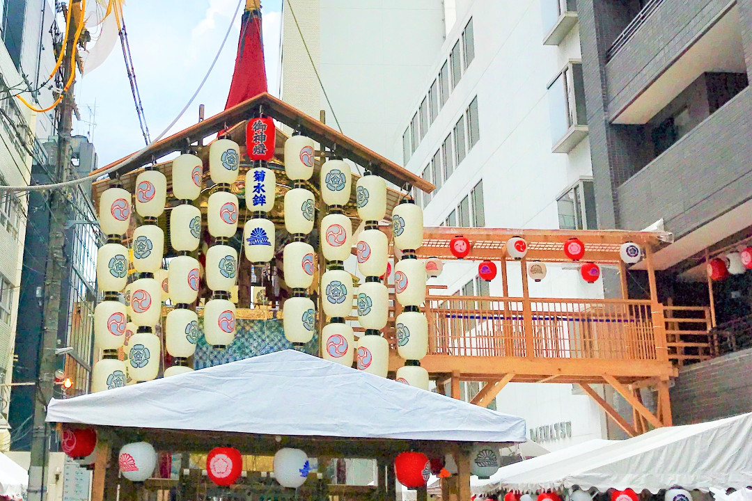 【7/15(火)開催】午前の涼しい時間帯に、京の夏を彩る【 祇園祭 】山鉾をめぐり歩く 絢爛豪華「 動く美術館 」を間近で鑑賞し、一年間の無病息災を祈願!