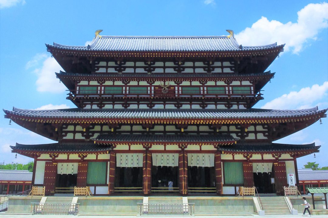 白鳳伽藍と玄奘三蔵院伽藍が広がる「 薬師寺 」国宝「 東塔 」初層開扉 大池越しに眺める「 薬師寺 」「 若草山・春日山 」古都奈良の景観遺産