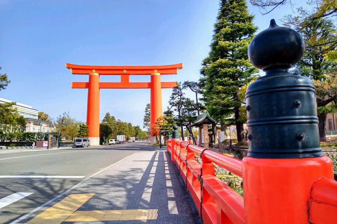 岡崎エリア 今昔さんぽ「 二条通 」平安後期の一大院政地「 白河 」へ 国王の氏寺「 法勝寺跡 」石碑を探して、賑わう「 京都市動物園 」入園!