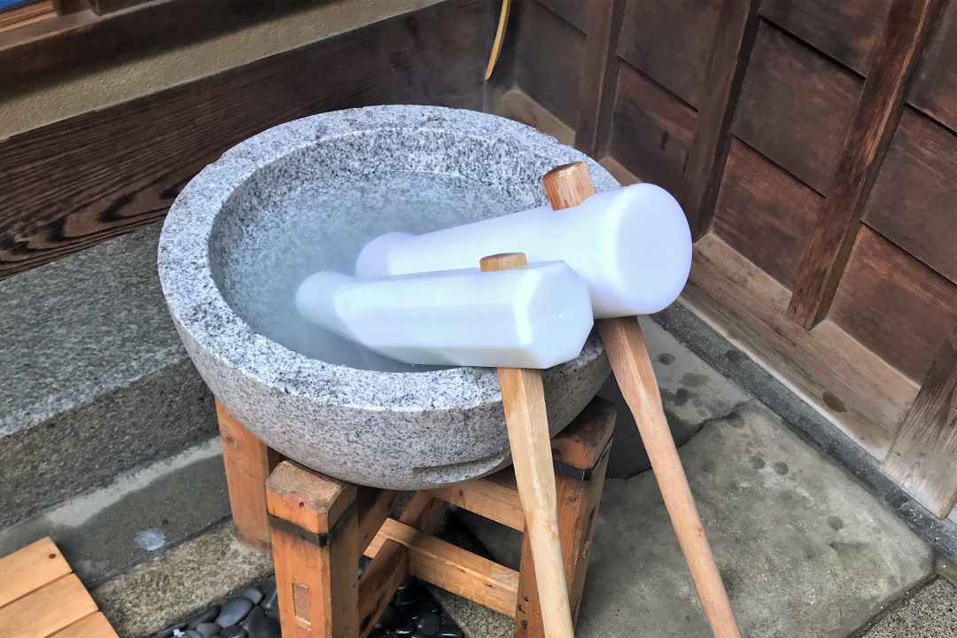 新春の京町家で餅つき体験