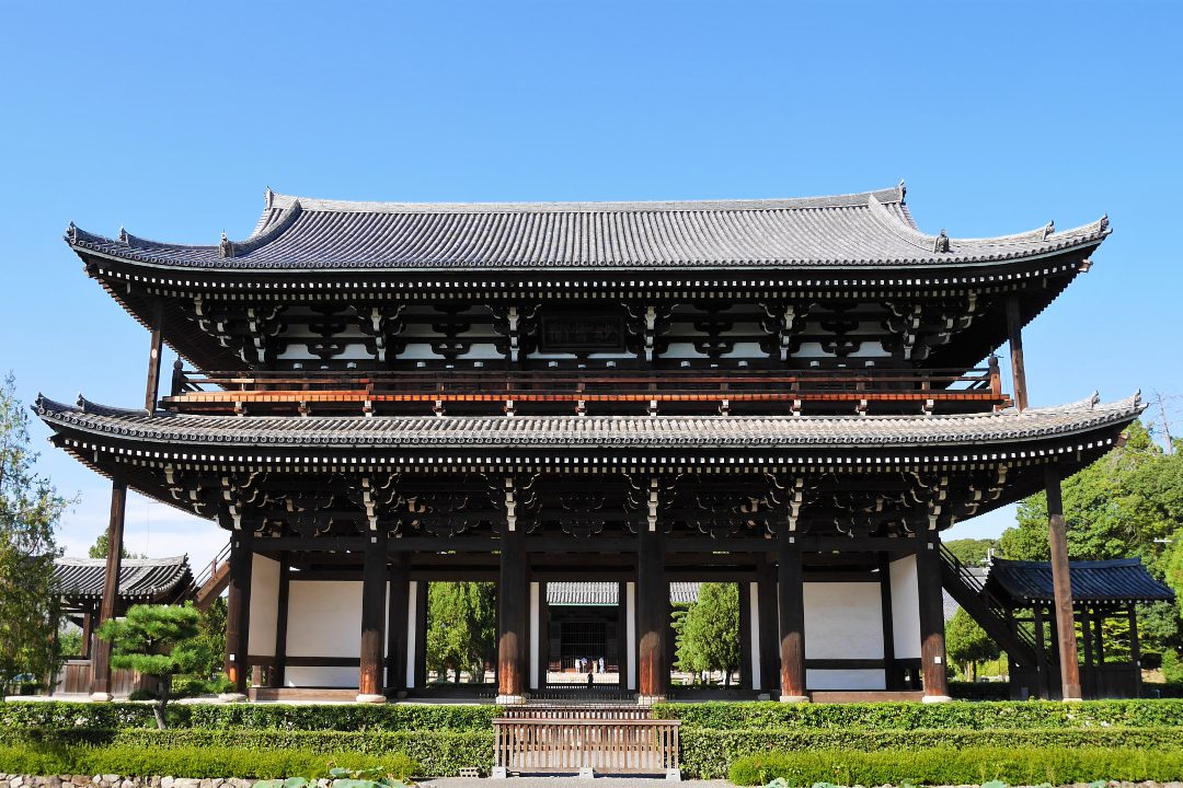 秋の特別公開を訪ねて 禅寺最古の東福寺三門と初公開「筆の寺」正覚庵